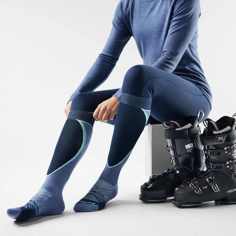 Smartwool Women's Ski Targeted Cushion Extra Stretch Over The Calf Socks