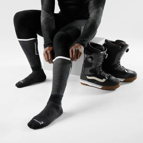 Smartwool Men's Intraknit Snowboard Targeted Cushion Over The Calf Socks